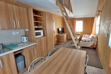 Chata s baznem - Karlov pod Praddem