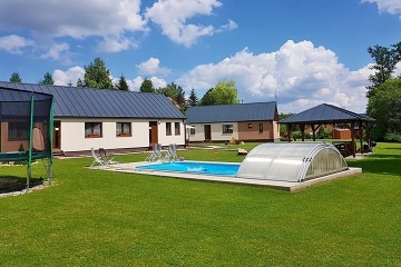 Chata s baznem - Karlov pod Praddem