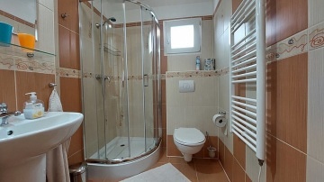 Chata s baznem - Karlov pod Praddem