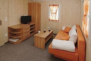 Chata s baznem - Karlov pod Praddem