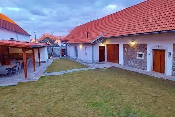 Chalupa s baznem Tebosko - Jindichv Hradec