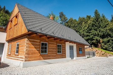 Roubenka s wellness a bazénem - Červená Voda