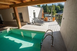 Roubenka s wellness a baz�nem - Kr�lick� Sn�n�k