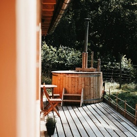 Glamping ubytování se zvířátky - Jizerské hory