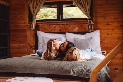 Glamping ubytovn se zvtky - Jizersk hory