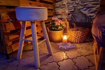 Glamping Psteek - hrad Bouzov - Litovel