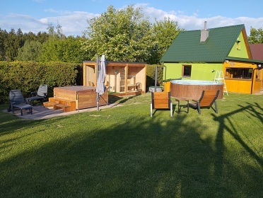 Chata baz�n a v��ivka - Moravsk� Kras - Boskovice