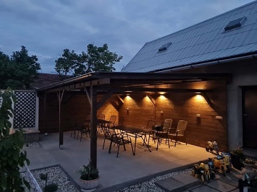 Rekrea�n� d�m s baz�nem - Velk� Pavlovice