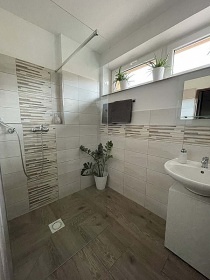 Rekrea�n� d�m s baz�nem - Velk� Pavlovice