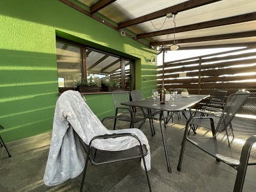 Chalupa bazn a zahrada - Velk Pavlovice