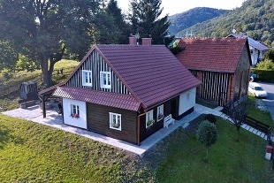 Chalupa s bazénem a hernou - Beskydy - Hukvaldy