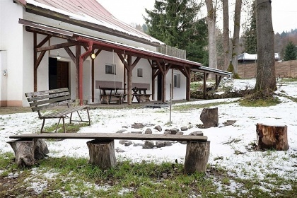 Chalupa s baz�nem - Ple�ivec - Kru�n� hory