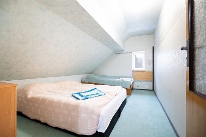 Chalupa s baz�nem - Ple�ivec - Kru�n� hory