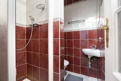 Chalupa s baz�nem - Ple�ivec - Kru�n� hory