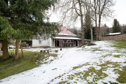 Chalupa s baz�nem - Ple�ivec - Kru�n� hory