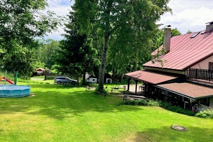 Chalupa s baz�nem - Ple�ivec - Kru�n� hory