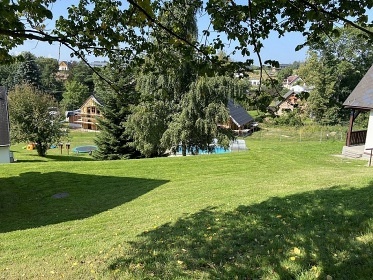 Chata s baznem na pat ern hory - Krkonoe