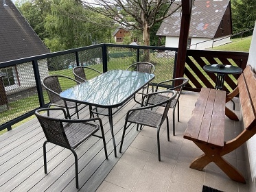 Chata s baznem na pat ern hory - Krkonoe