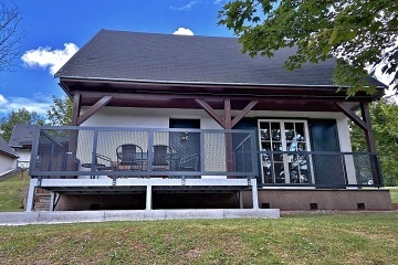 Chata s baznem na pat ern hory - Krkonoe