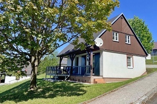 Nov objekt: Chata s baznem na pat ern hory - Krkonoe 5C-327