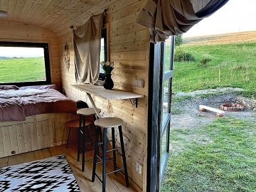Glamping Jesen�ky - Maringotka - hrad Edel�tejn