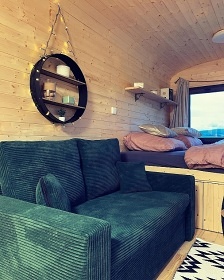 Glamping Jesen�ky - Maringotka - hrad Edel�tejn