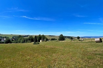 Glamping Jesen�ky - Maringotka - hrad Edel�tejn