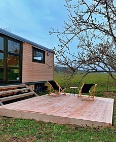 Glamping Jesen�ky - Maringotka - hrad Edel�tejn