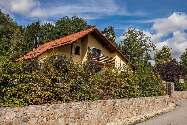 Apartmány POD LESEM - podkrovní apartmán C