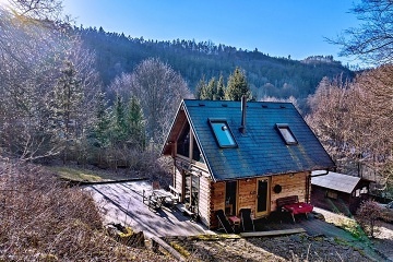 Kanadsk cedrov srub - zitkov ubytovn