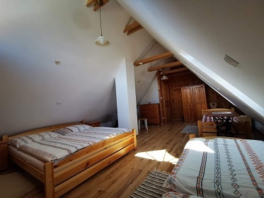 Roubenka Orava - Oravsk� hrad - Z�padn� Tatry