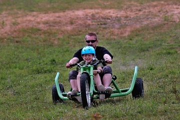 Chalupa s baz�nem - hrad Lipnice nad S�zavou