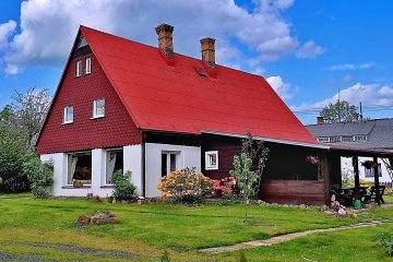 Roubenka Jedlov� hora - Tol�tejn - Lu�ick� hory