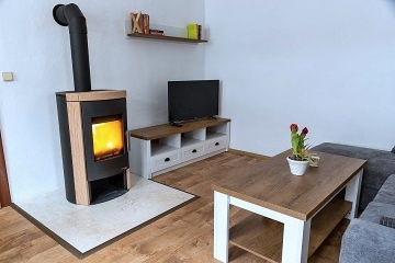 Vesnick� chalupa T�ebo�sko - Lu�nice - Ro�mberk