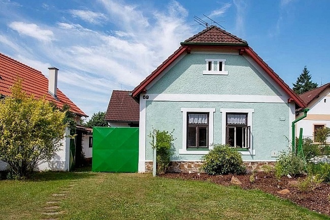 Vesnick� chalupa T�ebo�sko - Lu�nice - Ro�mberk