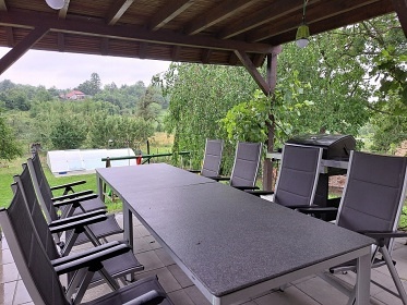 Chalupa s baz�nem - Podh��� Ch�ib� - Krom���