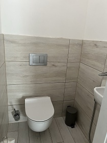 Chalupa s baz�nem - Podh��� Ch�ib� - Krom���