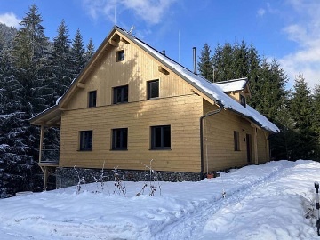 Chalupa se saunou - Lys� hora - Visalaje - Beskydy