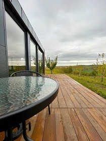 Glamping uprost�ed moravsk�ch vinic - ji�n� Morava