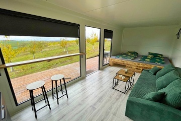 Glamping uprost�ed moravsk�ch vinic - ji�n� Morava