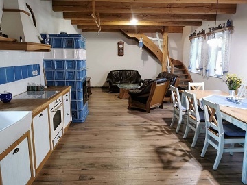 Chalupa CHKO Bílé Karpaty - Velký Lopeník