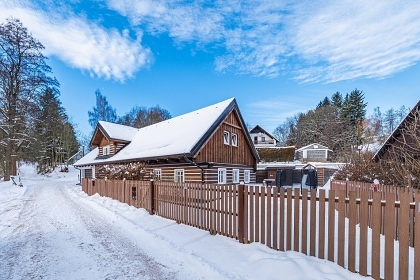 Wellness Roubenka - kachlov� kamna - Podkrkono��