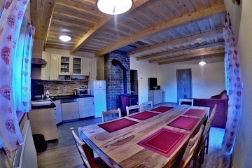 Chalupa u cyklostezky - Beskydy - Pluskoveček