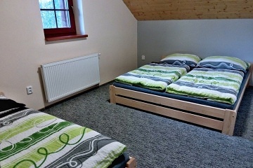 Chalupa u cyklostezky - Beskydy - Pluskoveček