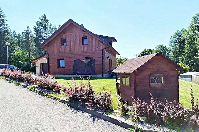 Chalupa u cyklostezky - Beskydy - Pluskoveček