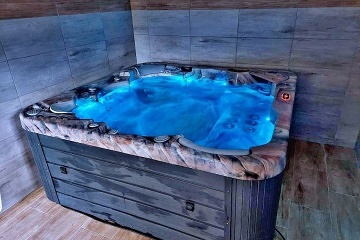 Chalupa u jezera Balaton - Beskydy - Pluskoveček