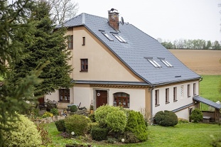 Nov� objekt: Chalupa na samot� - hrad Lipnice nad S�zavou 9C-168