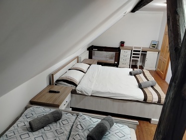 Chalupa na samot� - hrad Lipnice nad S�zavou