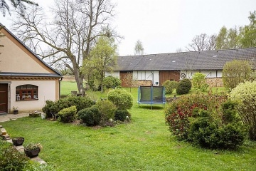 Boud�v Ml�n - Skuhrov