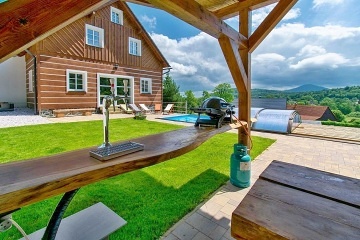 Wellness chalupa s baz�nem - Jedlov� hora